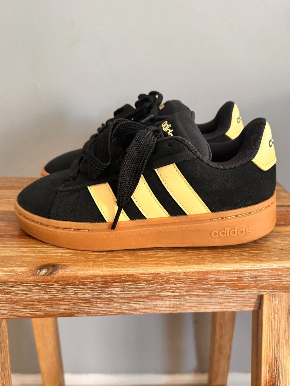 Adidas Grand Court Alpha Suede Sneakers Black Yellow Gum Sole US 5.5